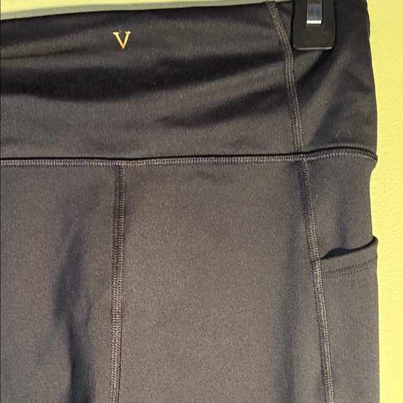 Victoria's Secret Black Leggings 8 - Picture 7 of 7